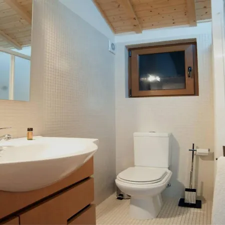 Casa de Férias Comfortable Countryside House In Eira-vedra With Shared Pool *